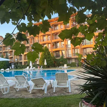 Studio Green House In Chateau 1 شقة