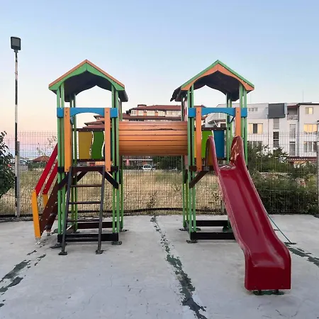 Studio Green House In Chateau 1 דירה *